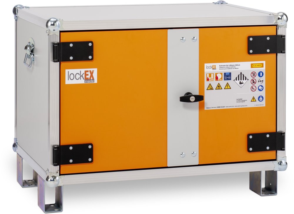 Akku-Lagerschrank mit Ladefunktion CEMO lockEX - 8/5 mit Stellfüssen